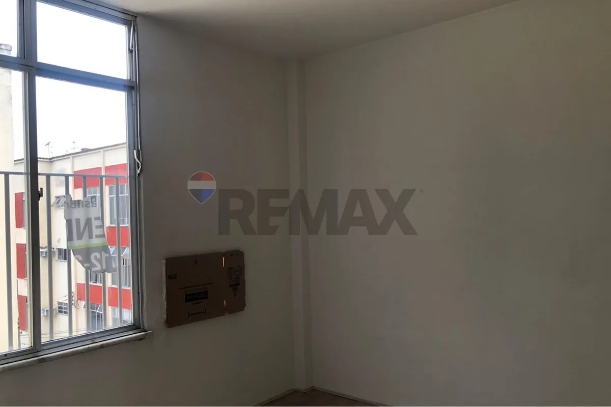 63 m² apartment with a washing machine and a bathtub — photo 25