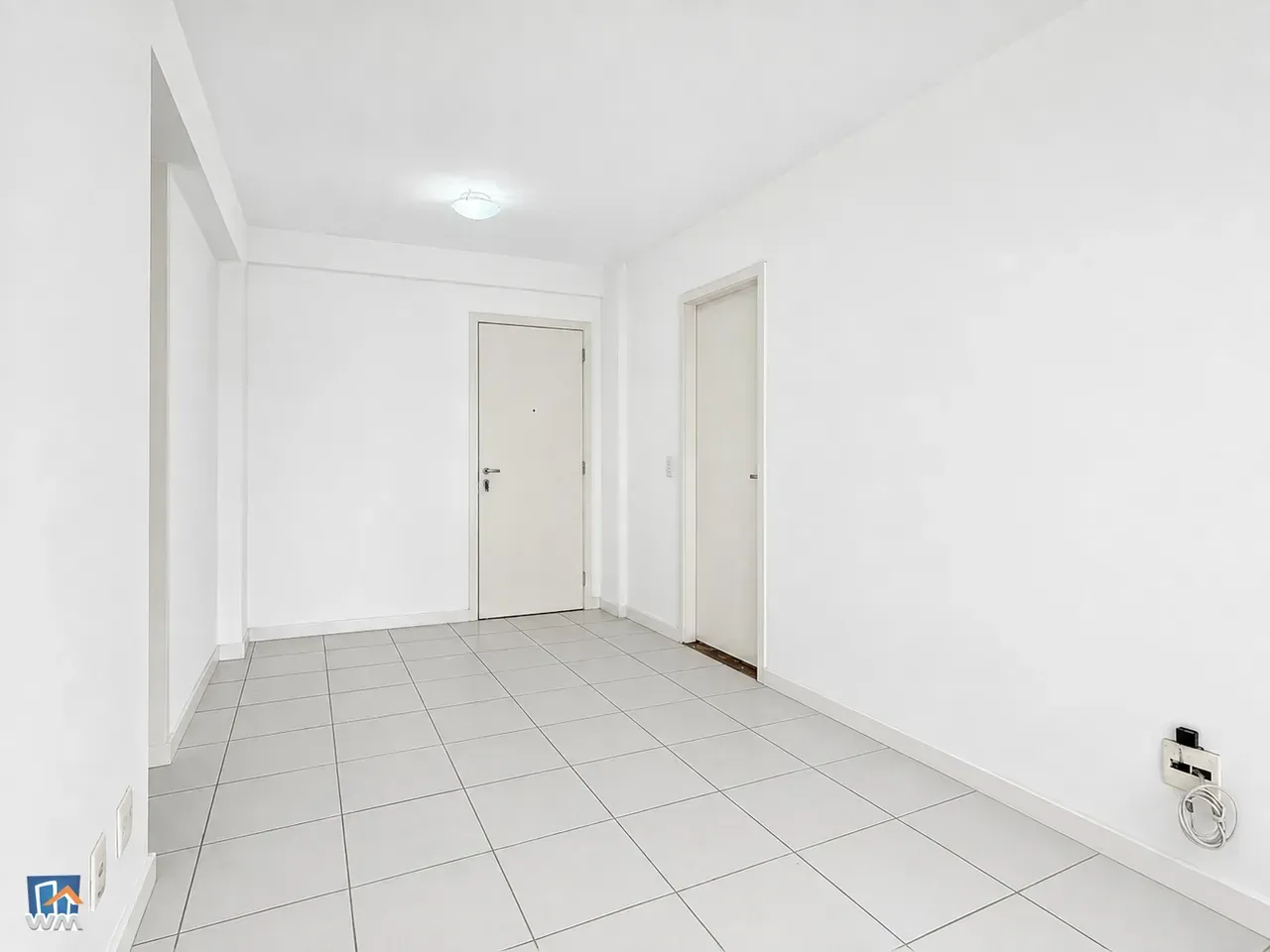 2-bedroom apartment with balcony and separate kitchen — photo 12