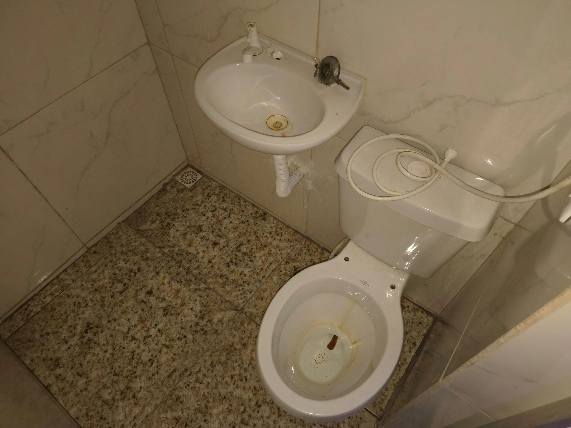 Kit sin amueblar con 1 dormitorio y 1 baño y balcón — photo 9