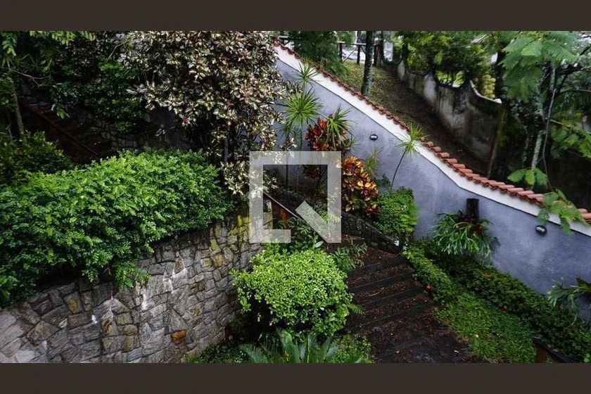 Casa mobiliada com 4 quartos e 460 m² — photo 33