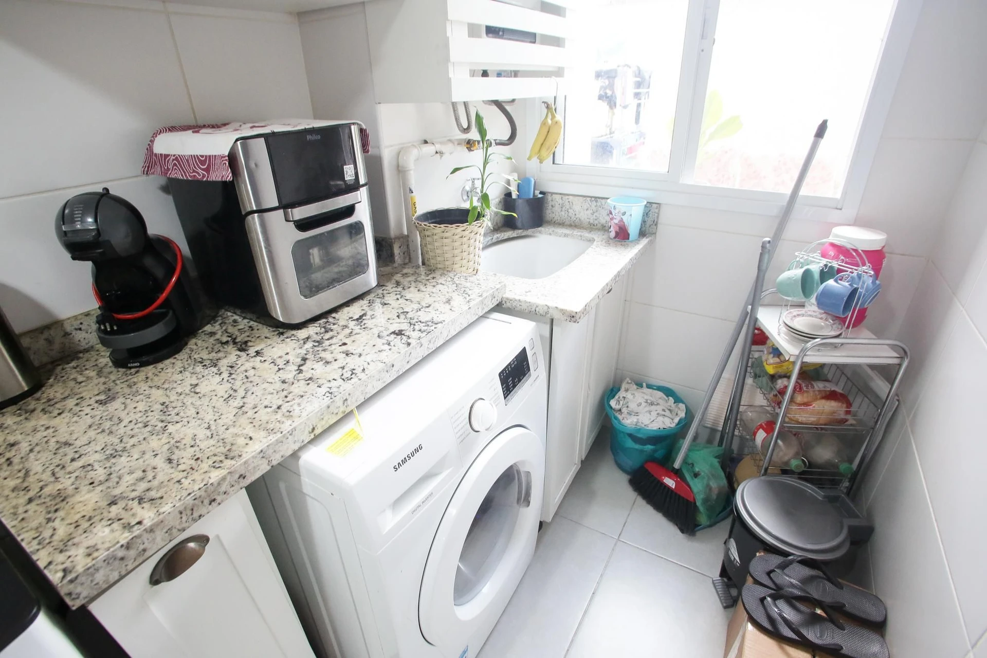 Furnished apartment with 2 bedrooms and open-plan gas kitchen — photo 9