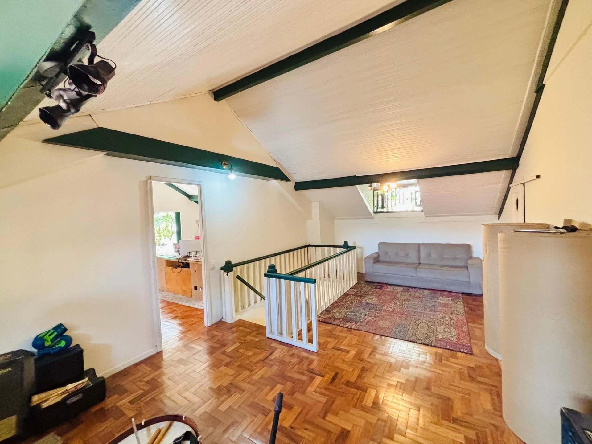 Furnished house, 380 m², with a grill on the balcony — photo 65
