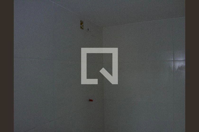Rental house with 4 bedrooms and 250 m² open-plan kitchen — photo 3
