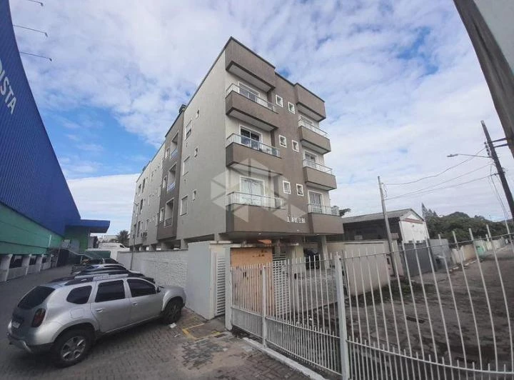 Apartamento de 2 dormitorios con parrilla en la terraza — photo 6