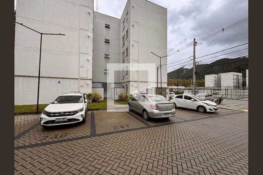 Furnished apartment, 44 m², with a mountain view — photo 35