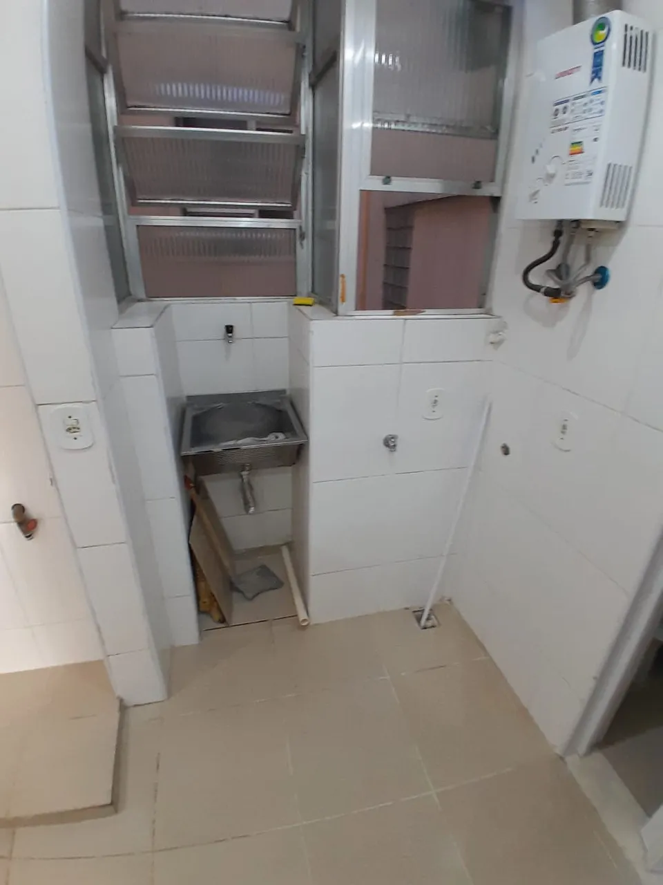 2-bedroom apartment with 1 bathroom, no parking — photo 20