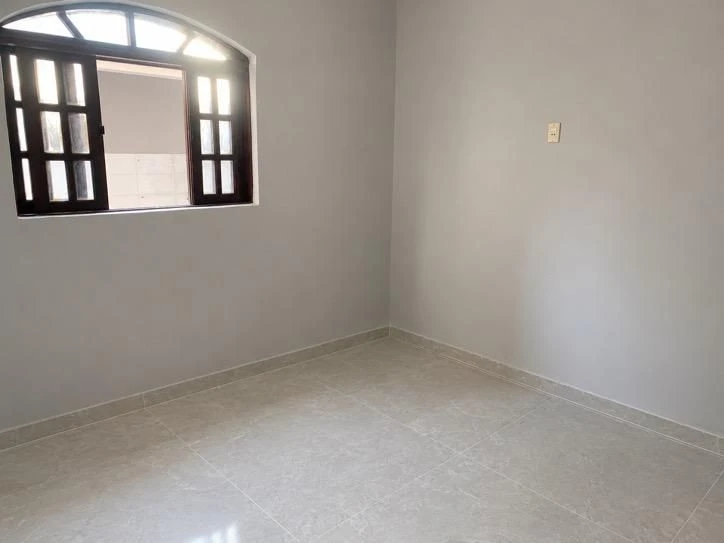 House with 6 bedrooms, 4 bathrooms and 3 parking spots — photo 4