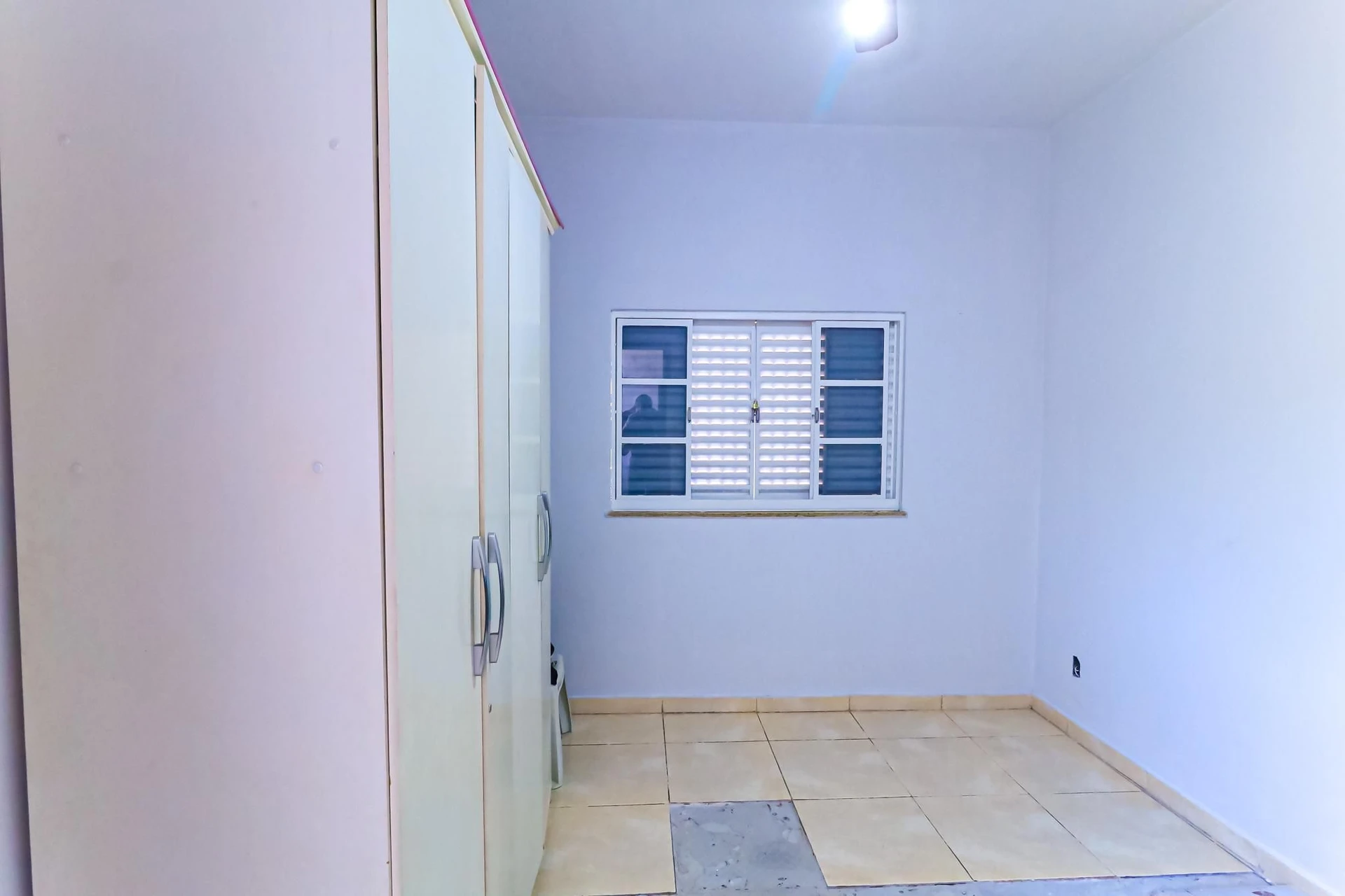 House, 200 m², with a washing machine — photo 32