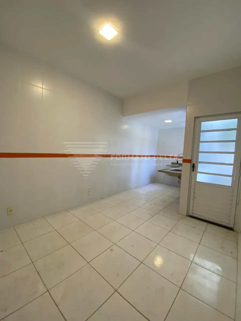 Casa com 3 quartos e 4 banheiros em condomínio fechado — photo 11
