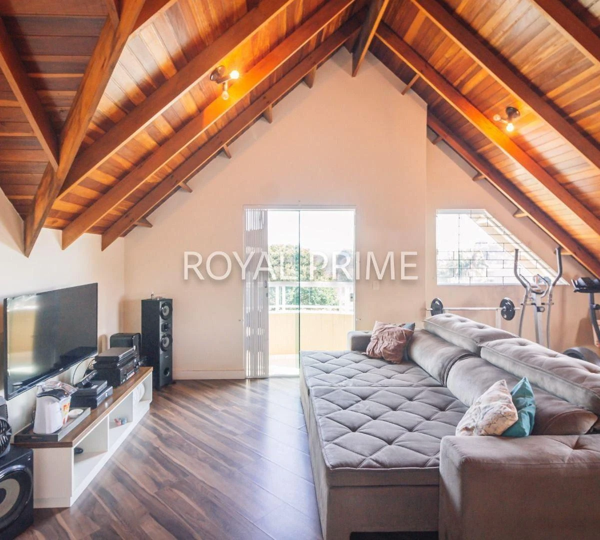 Furnished house, 186 m², with a walk-in closet — photo 27