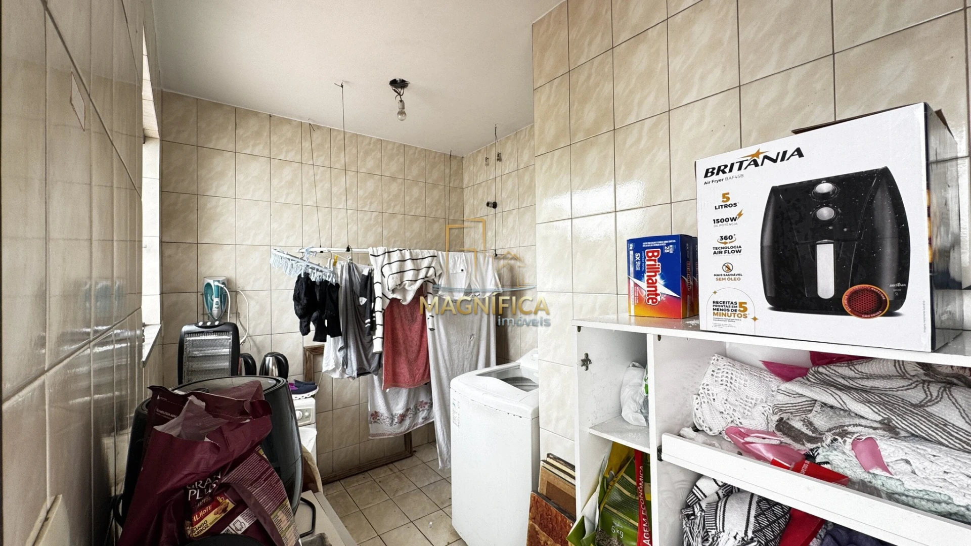 Washing machine in a 3-bedroom house, 255 m² — photo 15