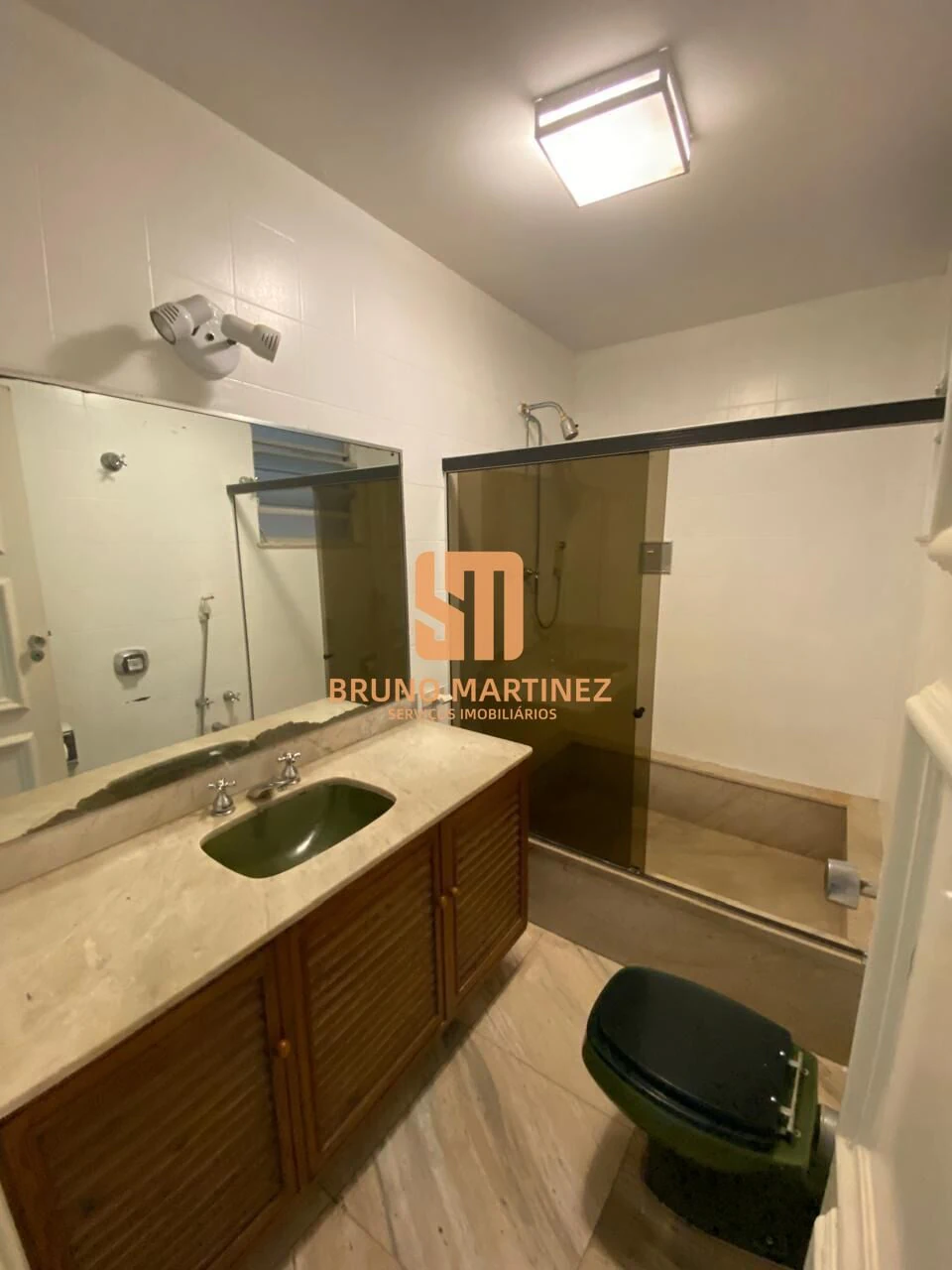 Apartamento sem mobília de 219 m² com 4 quartos e 5 banheiros — photo 10