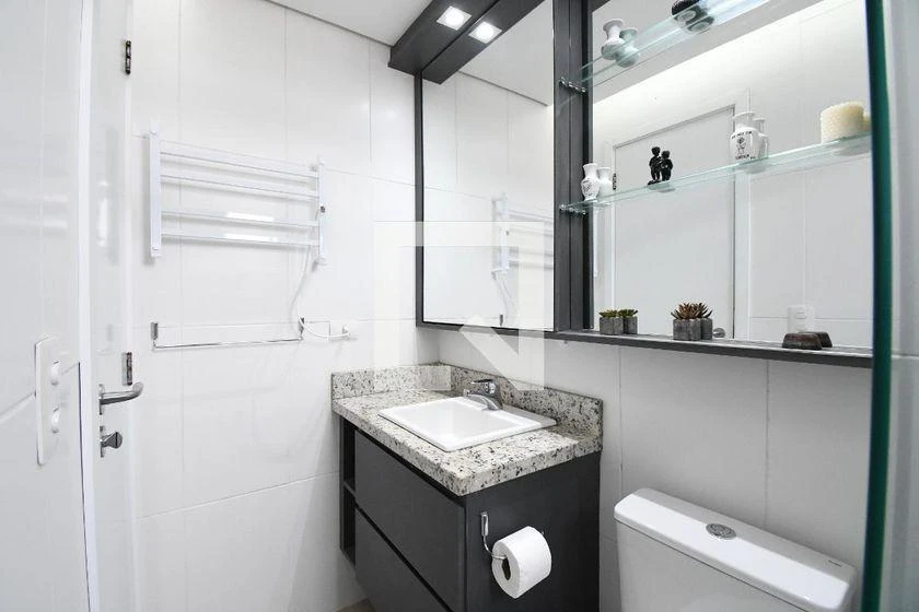 3-bedroom apartment with a home office — photo 33