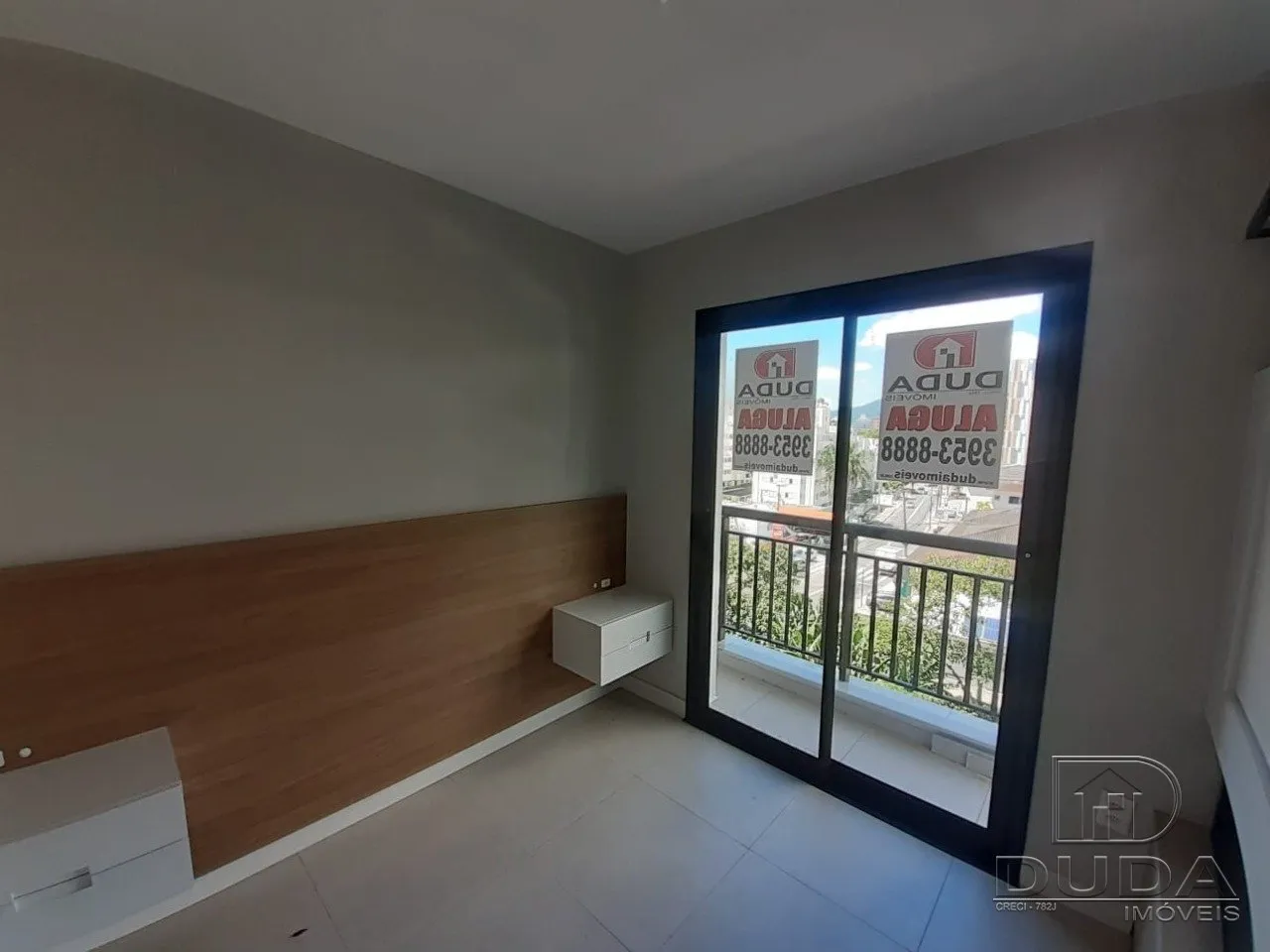 Apartamento de 1 quarto com sacada e cozinha integrada — photo 12