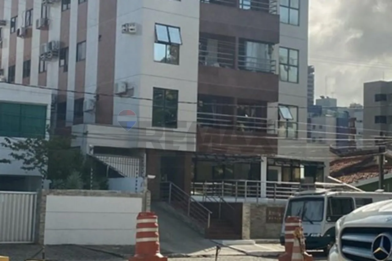 Вид на воду и 1 спальня: квартира 32 м² — photo 19