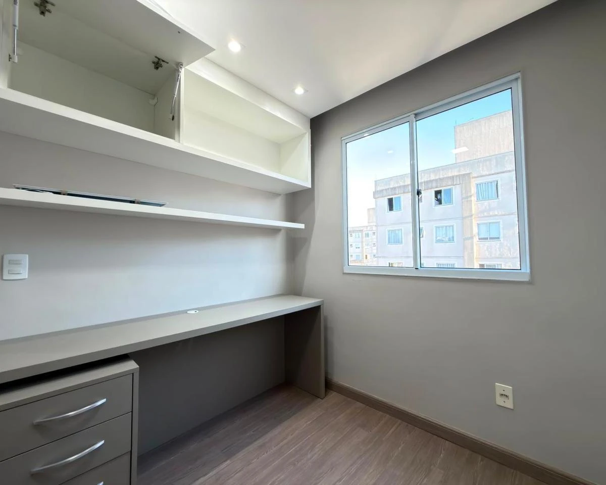 2-bedroom apartment with a home office — photo 15