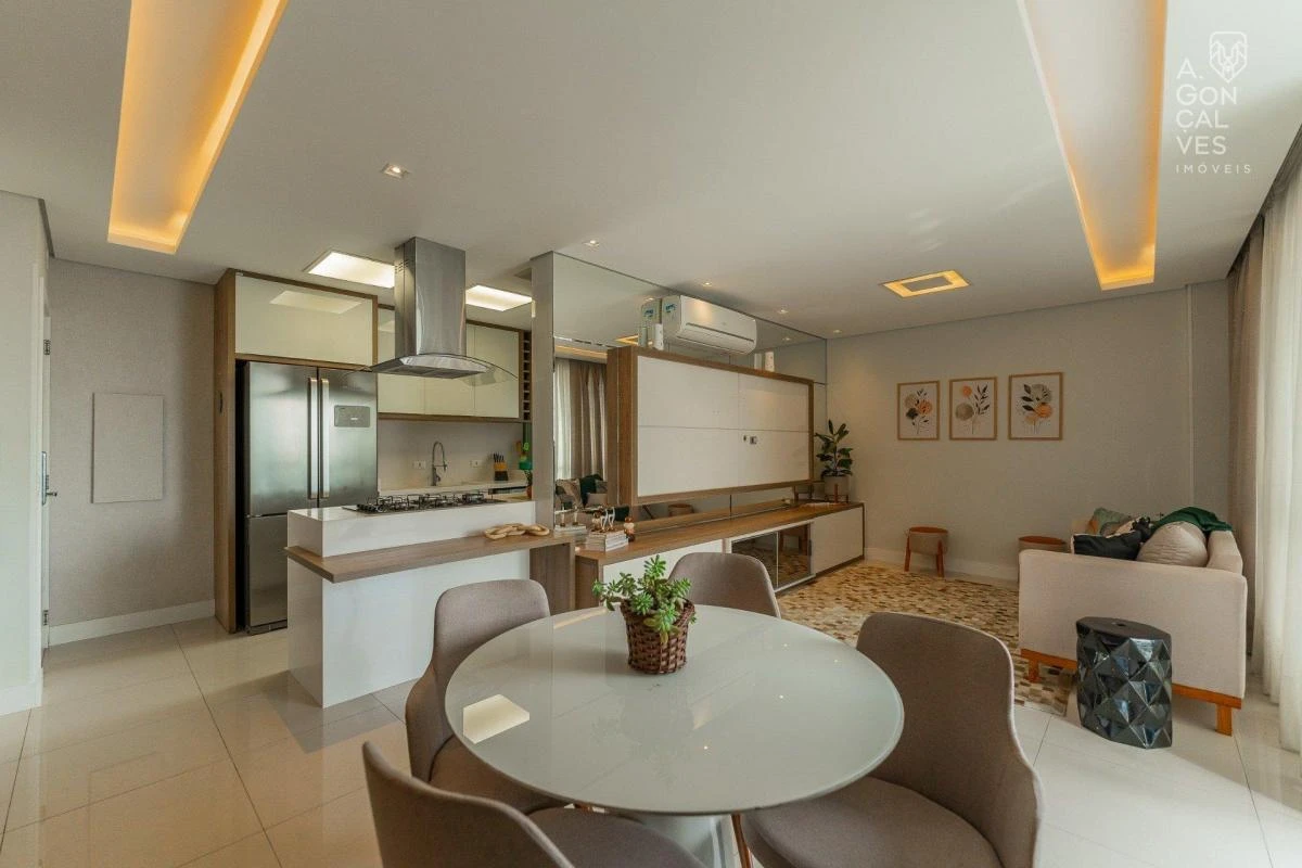 Furnished apartment, 150 m², with floor-to-ceiling windows — photo 10