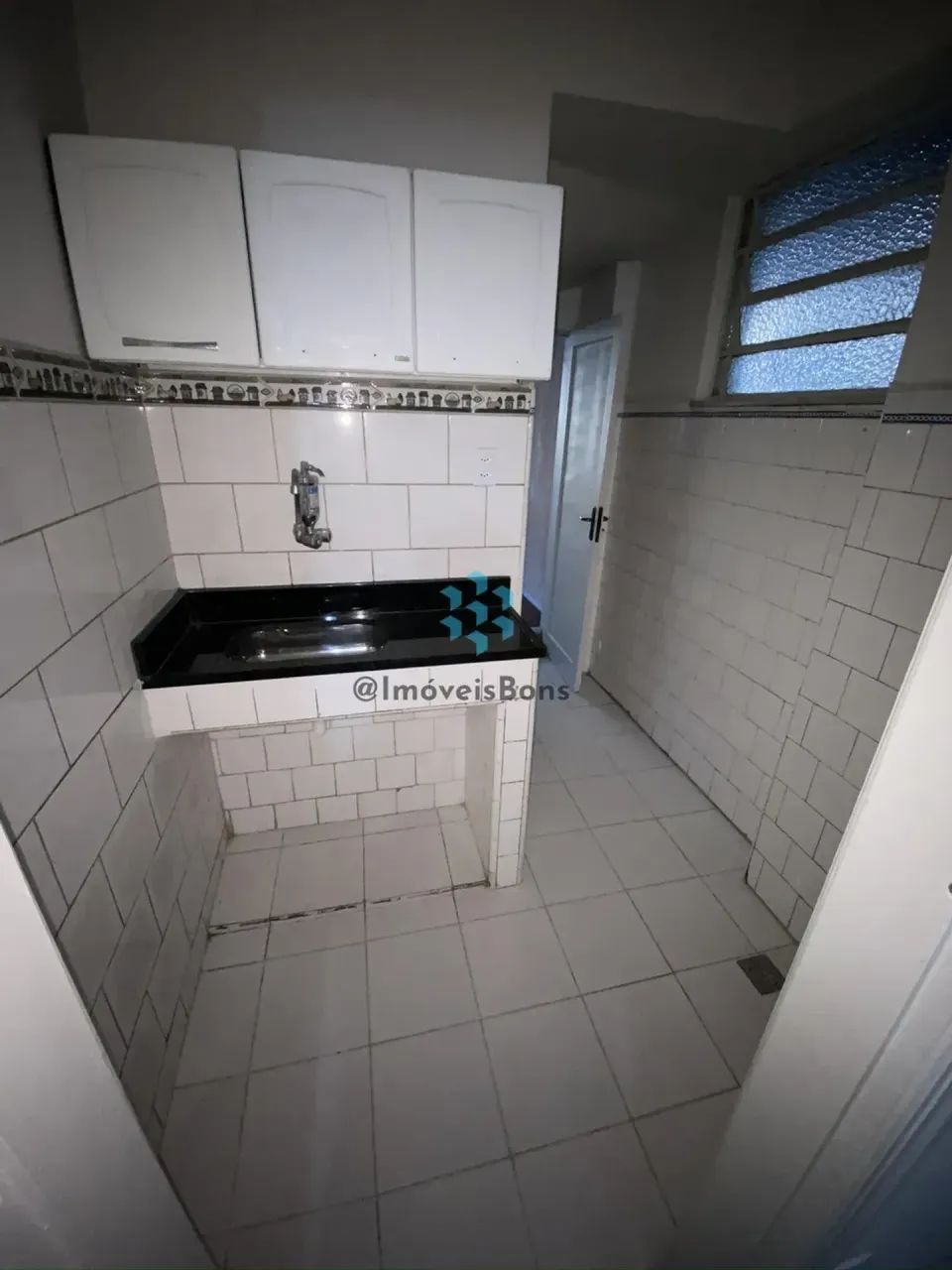 40 m² apartment with 2 bedrooms and a glass shower enclosure — photo 2