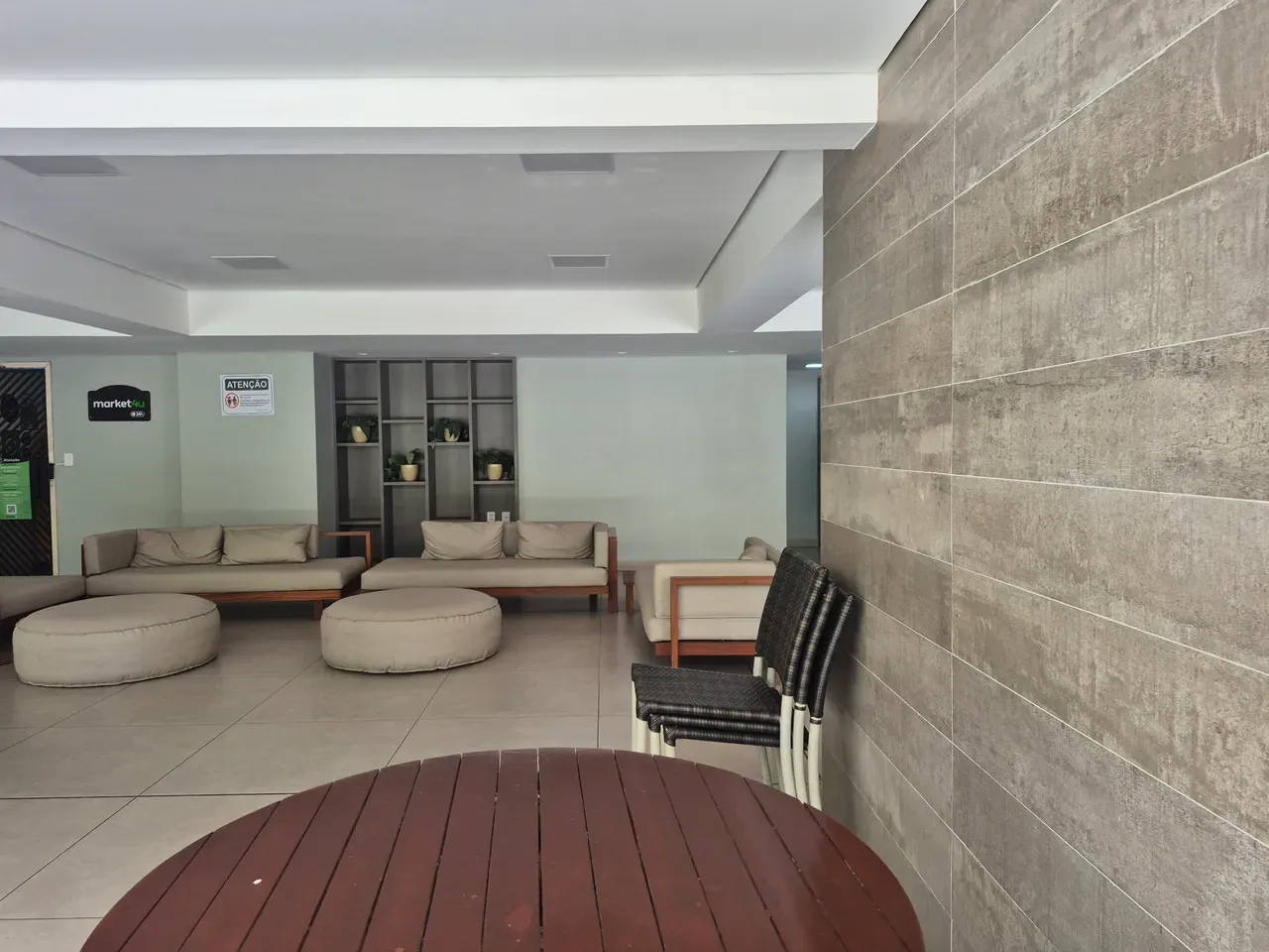 Furnished apartment, 136 m², with a private BBQ — photo 17