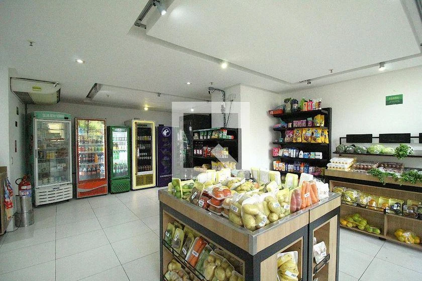 2-bedroom apartment in a building with a gym — photo 47