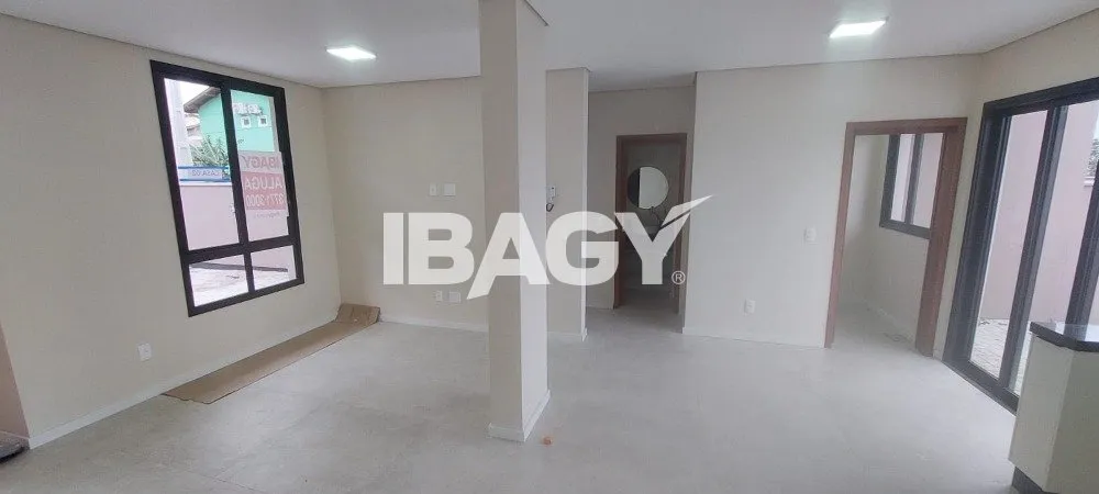Unfurnished house with 3 bedrooms and integrated kitchen