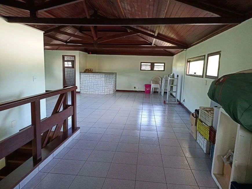 Casa mobiliada de 700 m² com 5 suítes e 9 banheiros — photo 26