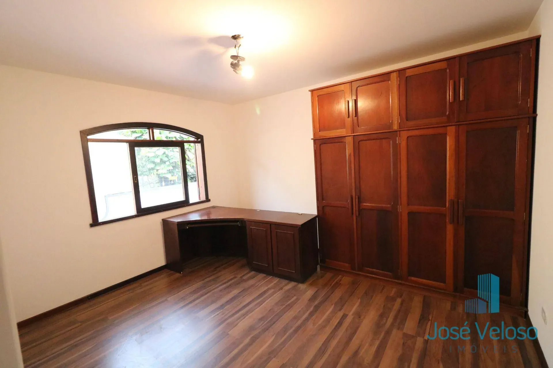 House, 315 m², with a home office — photo 3
