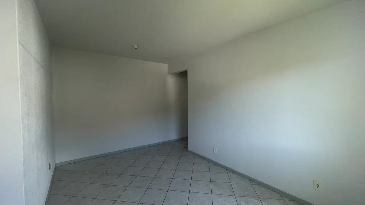 50 m² apartment with 2 bedrooms and a closed kitchen — photo 7