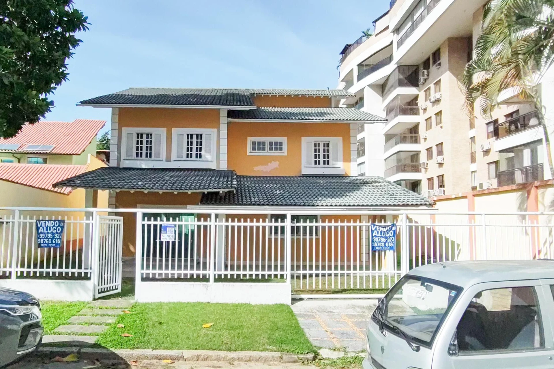 House, 362 m², with a jacuzzi — photo 94
