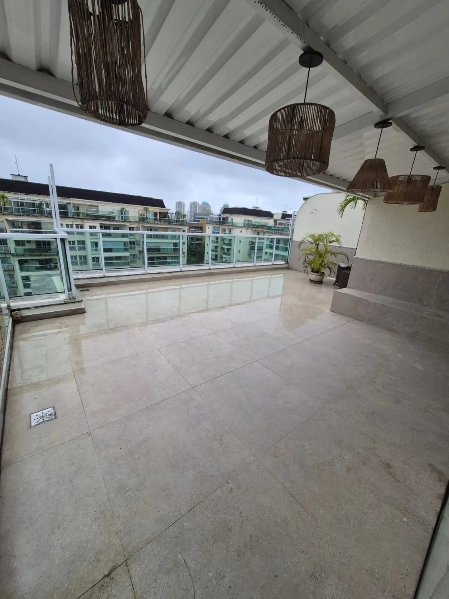 Apartment, 200 m², with floor-to-ceiling windows — photo 4