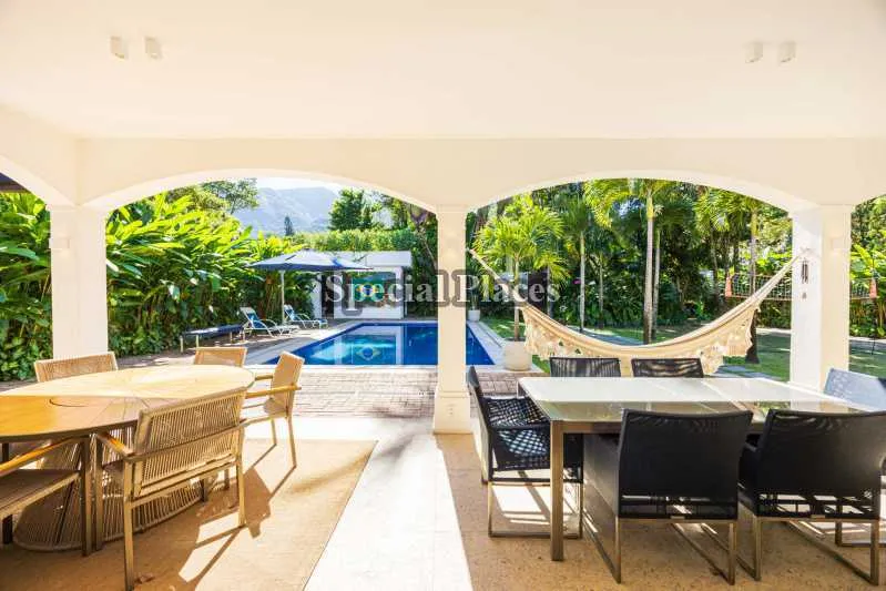 Furnished house with 6 bedrooms and 550 m² — photo 6
