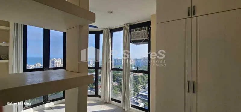 217 m² duplex with 3 en-suite bedrooms and 2 parking spots — photo 28