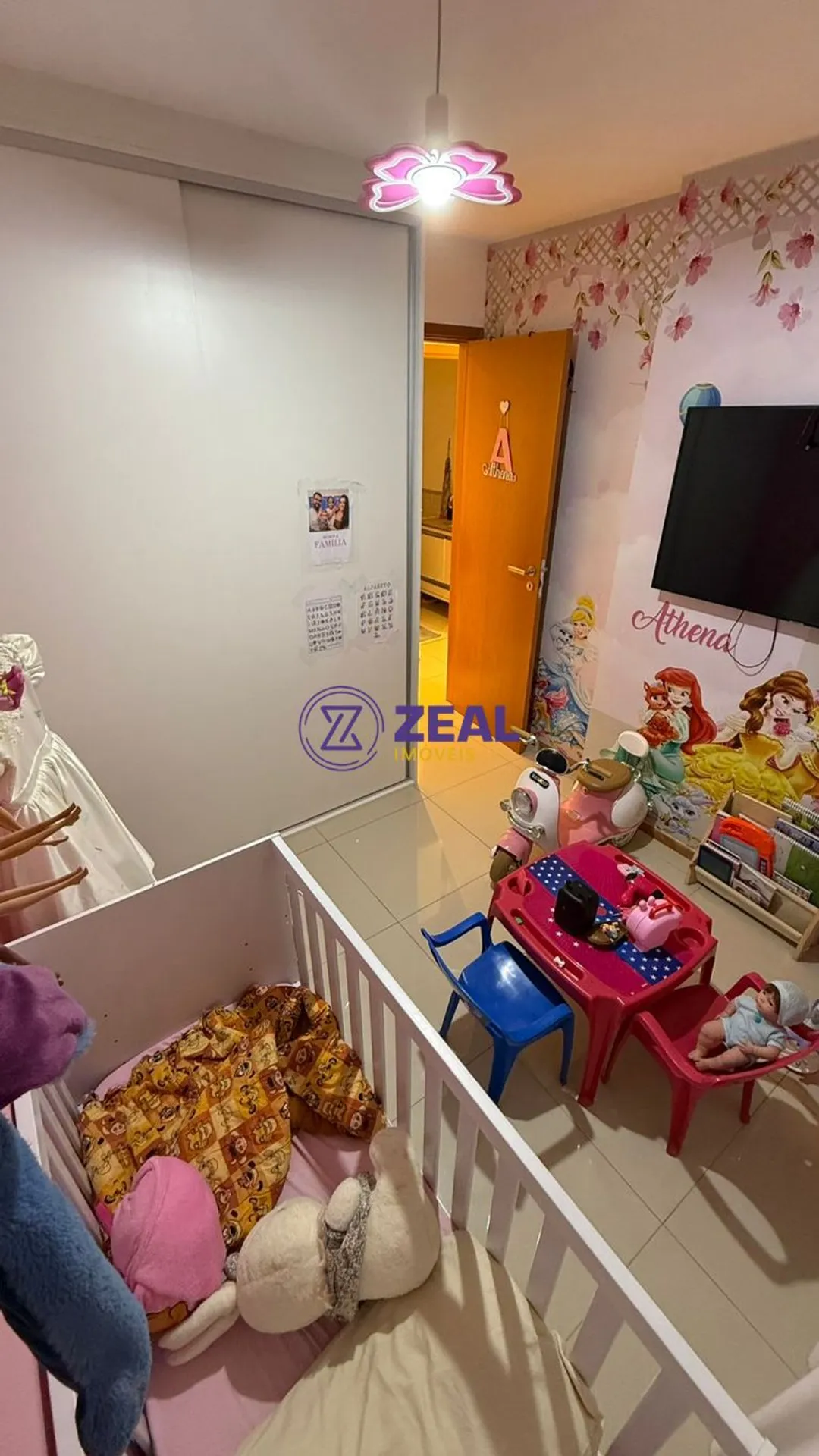 Furnished 82 m² apartment with 3 bedrooms and balcony — photo 24