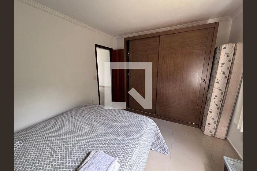 Casa sem mobília com 4 quartos e 618 m² — photo 29