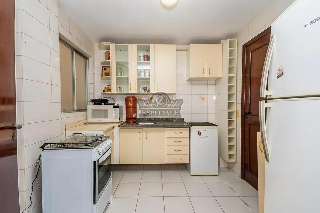 Apartment on the 2nd floor with a glass-enclosed balcony — photo 2