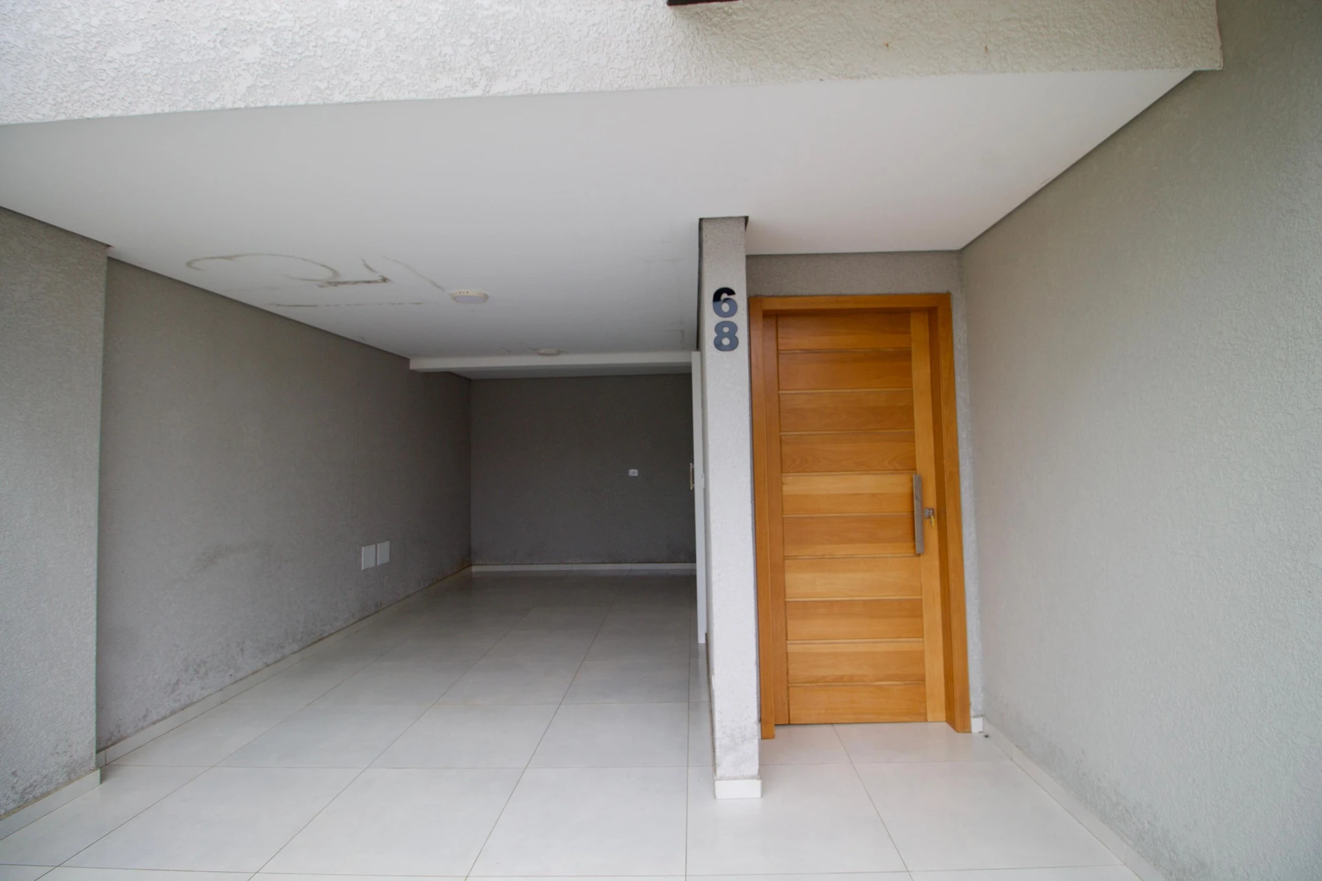 Floor-to-ceiling windows in a 3-bedroom house, 160 m² — photo 66