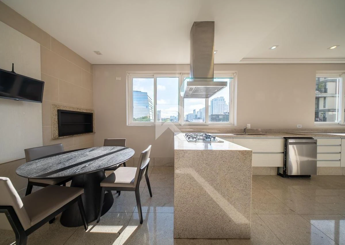 344 m² apartment with floor-to-ceiling windows and a bathtub — photo 48