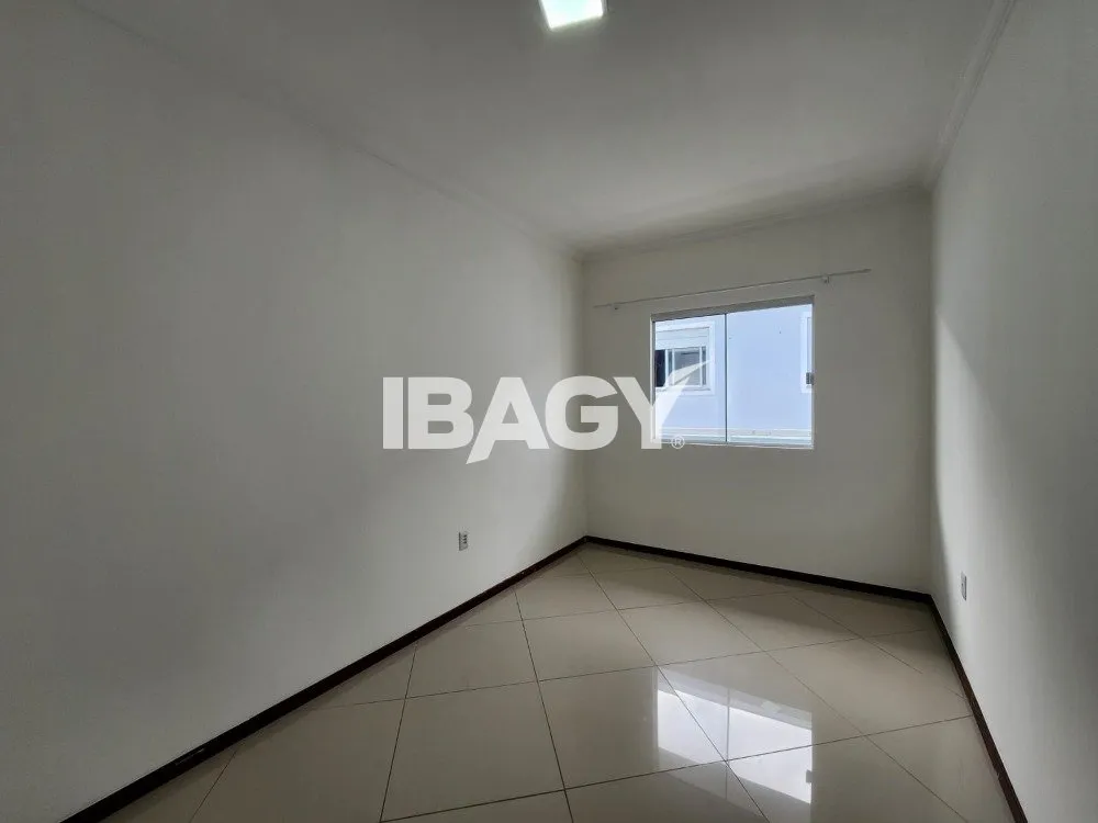 Apartamento com 4 dormitórios e churrasqueira na varanda — photo 20