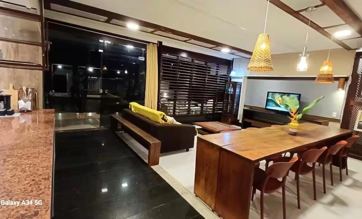 House for rent with 5 bedrooms and open-plan kitchen — photo 25