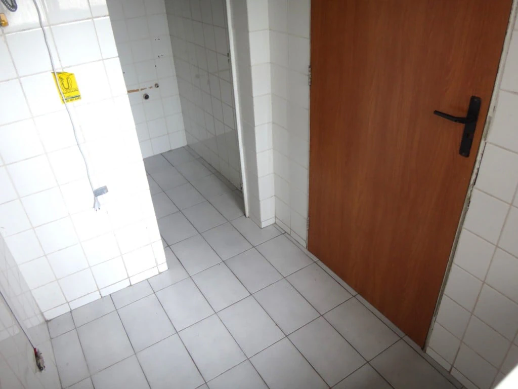 Apartment, 123 m², with wood or laminate floors — photo 25
