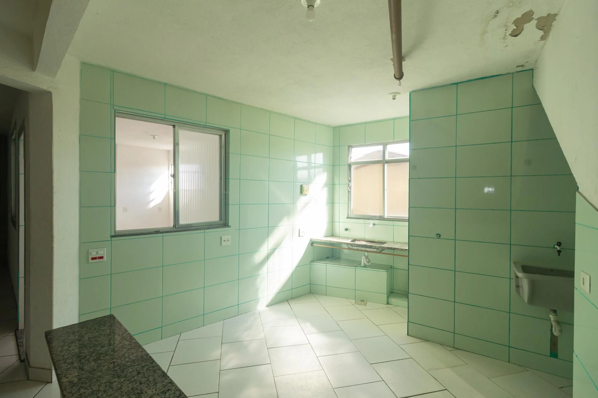 Rental apartment with 2 bedrooms and 3 bathrooms — photo 16