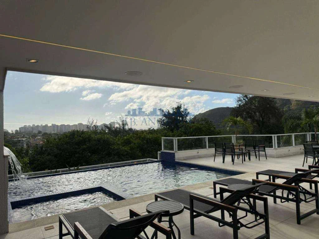 Furnished house with 4 en-suite bedrooms and 993 m² — photo 12