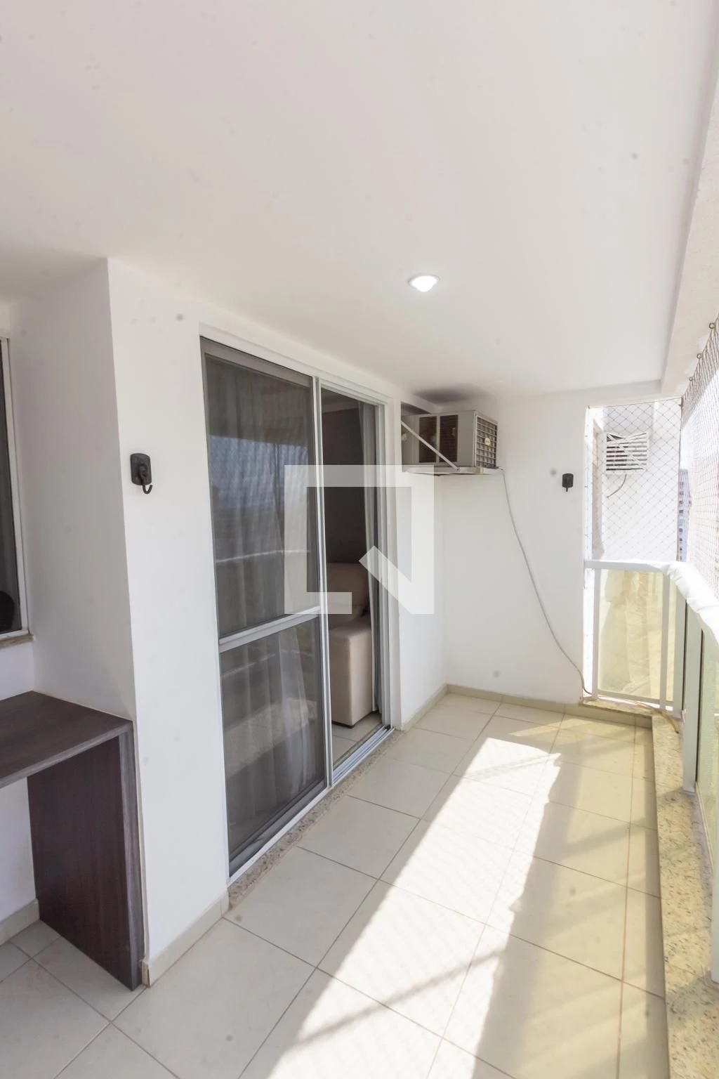 Balcony with a grill in a 2-bedroom apartment, 68 m² — photo 28