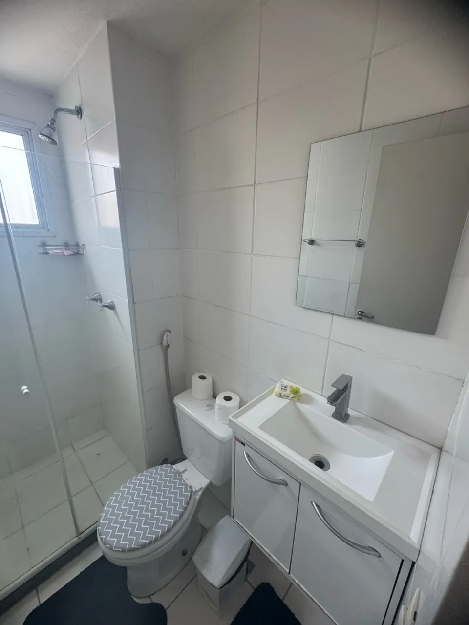 2-bedroom apartment in a building with a gym — photo 14