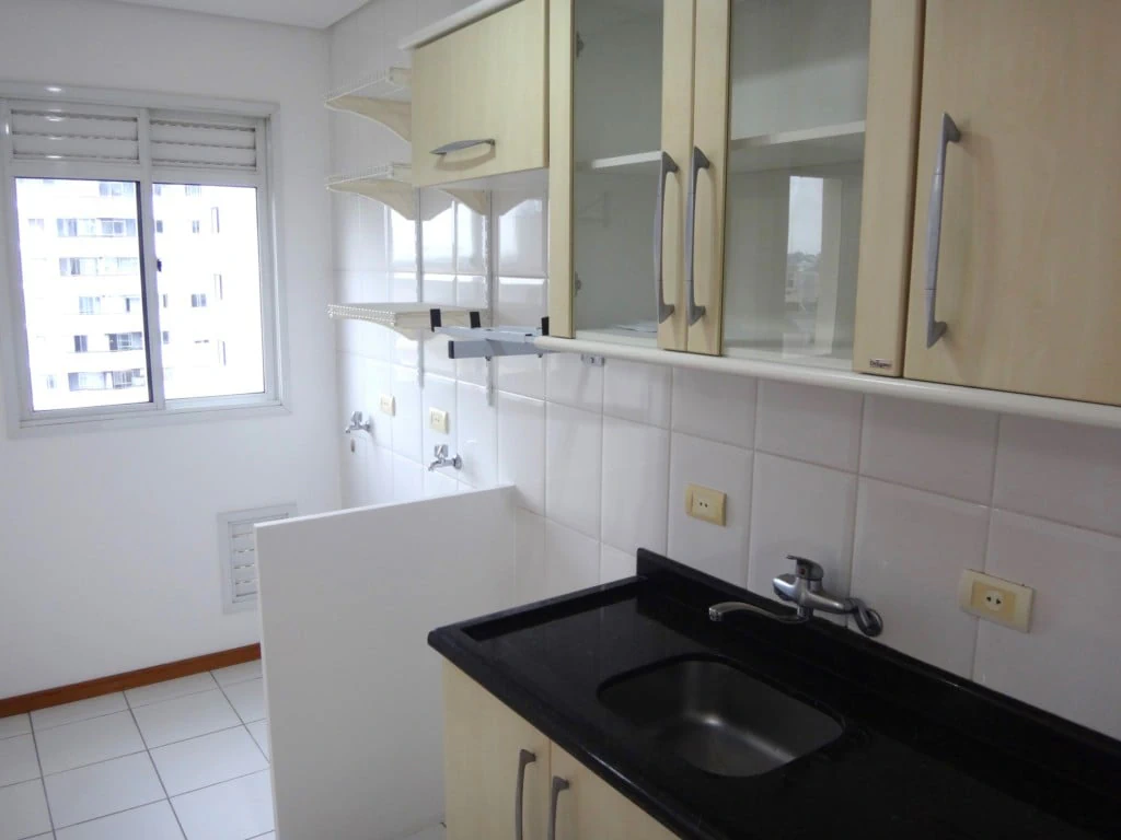 Furnished studio, 66 m², with wood or laminate floors — photo 6