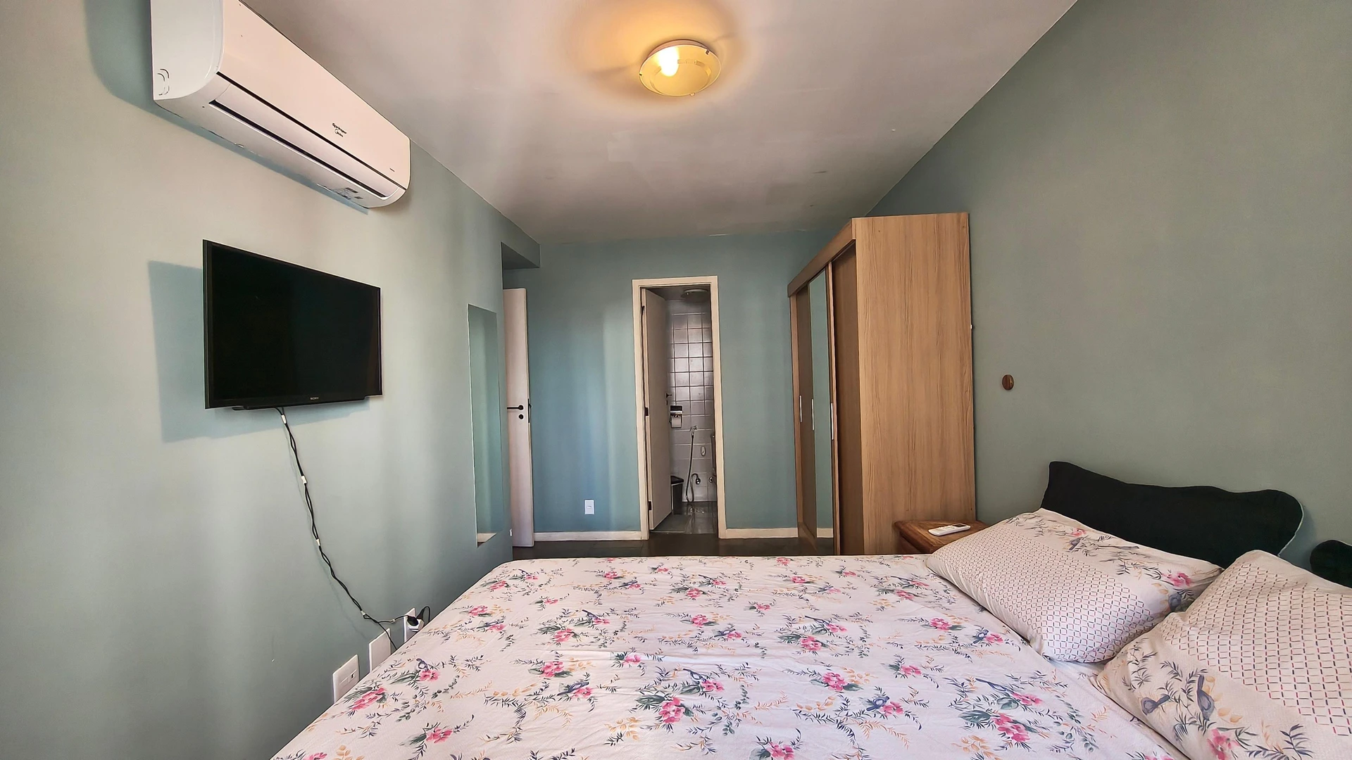 Apartamento mobiliado com 2 quartos e varanda — photo 17