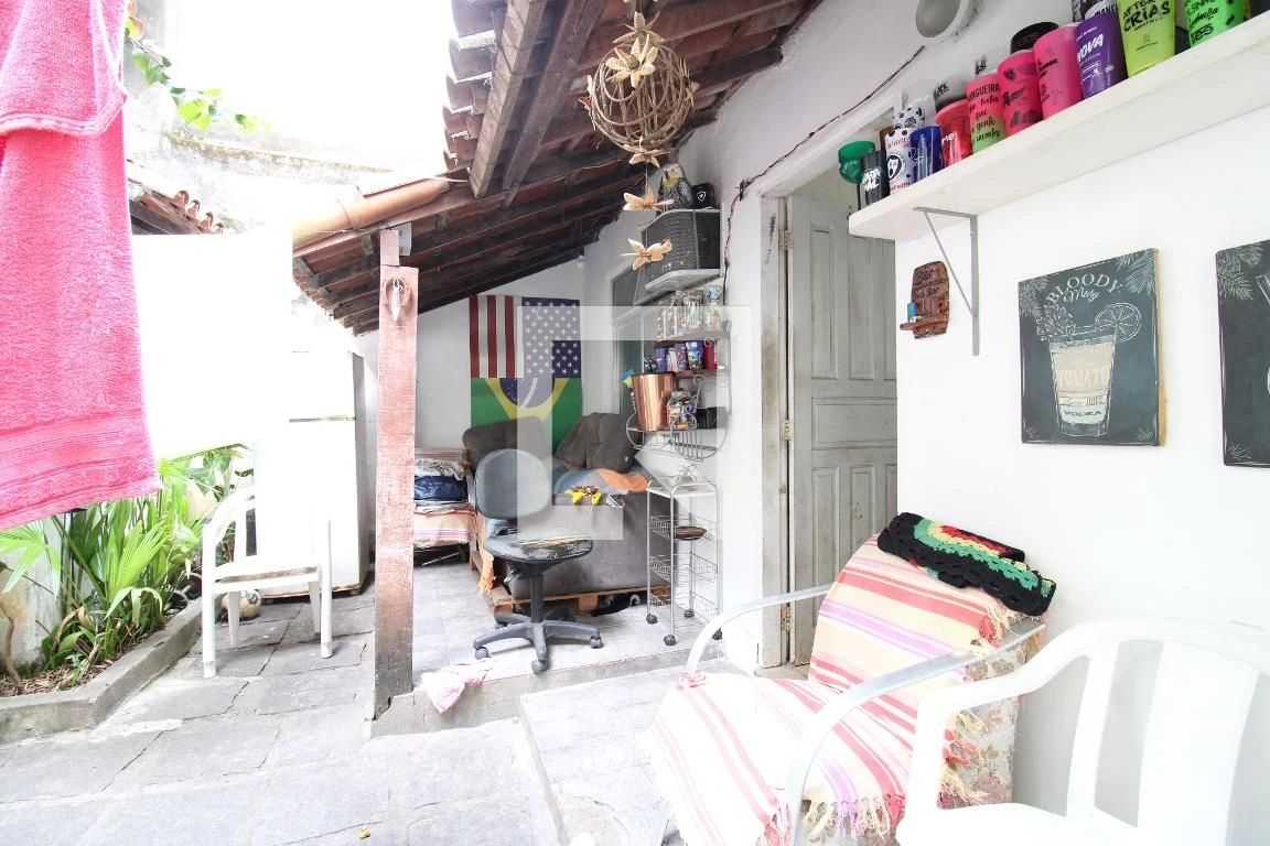 Furnished house with private garden and 2 bedrooms — photo 32
