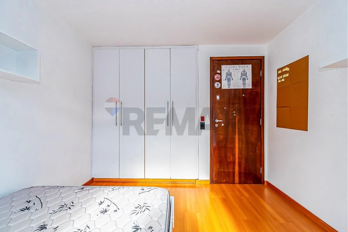 3-bedroom apartment with a home office in Curitiba — photo 3