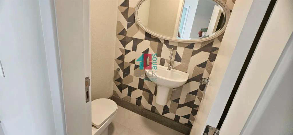 House with 4 bedrooms, 3 en-suites, 11 bathrooms and 2 parking — photo 18