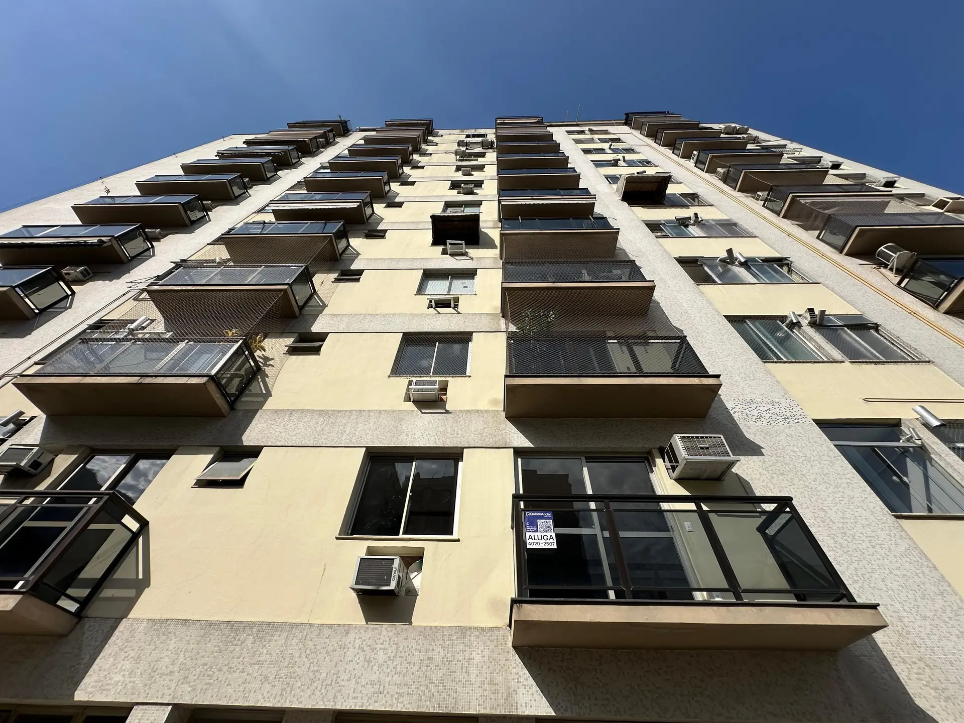 Квартира 82 м² із заскленим балконом та видом на гори — photo 71